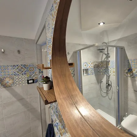 Smeralda Amalfi Coast Vietri